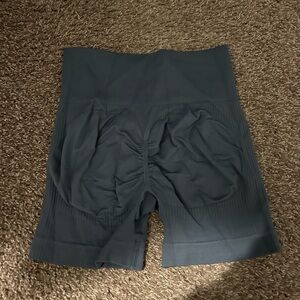 scrunch workout shorts